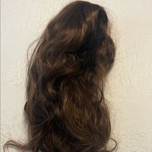 Brown Wavy Hair Extensions with Volume and Shine
